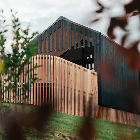 Hapfn Tiny Mit Hot Tub Vakantiehuis